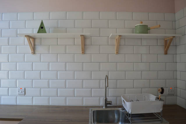 Kitchen shelving